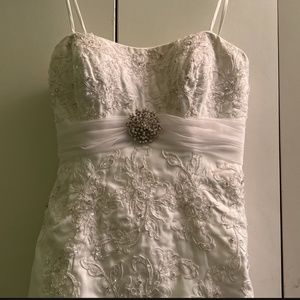 White wedding dress